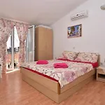 Apartment With Parking Space - 24785
