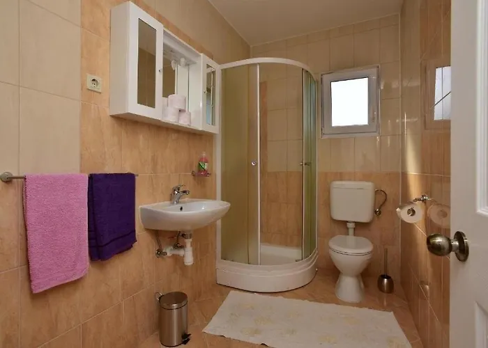 With Parking Space - 24785 Apartment *