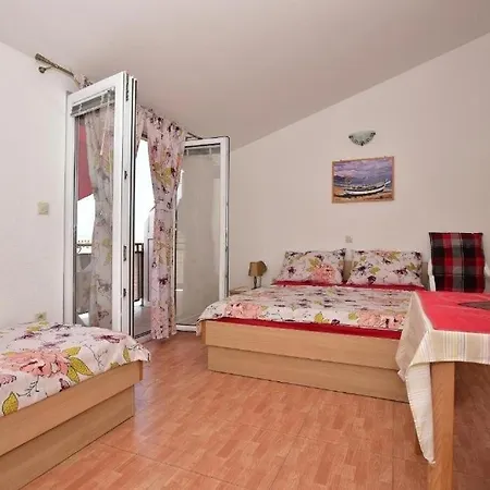 With Parking Space - 24785 Apartment Makarska